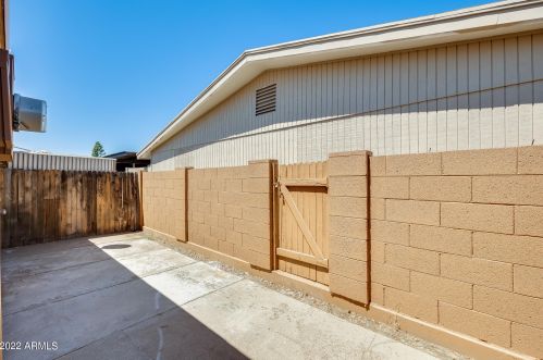 1718 Campbell Ave, Phoenix AZ 85016-5460 exterior