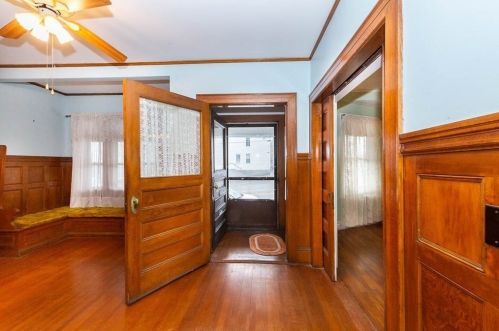 12 Washington St, Gloucester MA 01930-2628 exterior