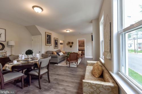 201 Maple Ave, West Deptford NJ  08093-1204 exterior