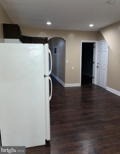 3550 6th St, Philadelphia PA  19140-4506 exterior