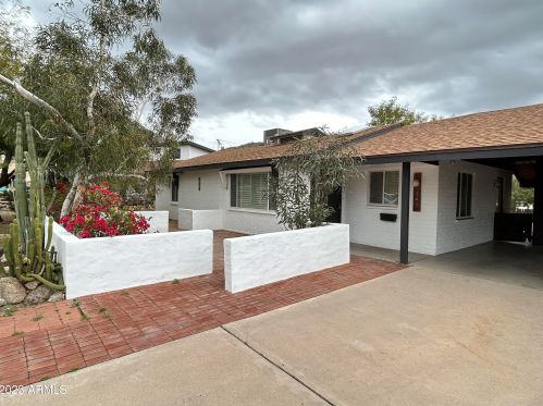 343 Cinnabar Ave, Phoenix AZ  85021-2444 exterior