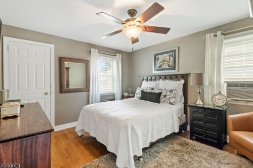 37 Dawson St, Belleville NJ 07109-1709 exterior