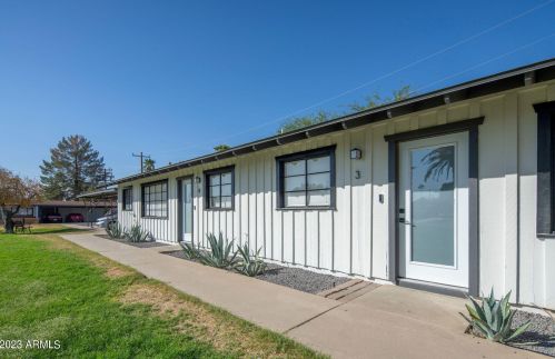 908 Claremont St, Phoenix, AZ 85013-1360