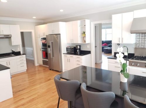 8 Clemmons St, Southborough MA  01772-1314 exterior