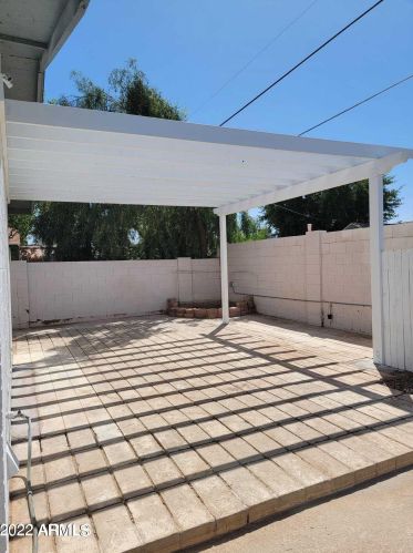 4225 Echo Ln, Phoenix AZ 85051-4659 exterior