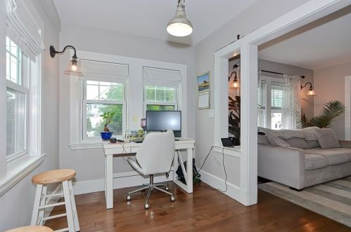 51 Chickatabot Rd, Quincy MA 02169-2546 exterior