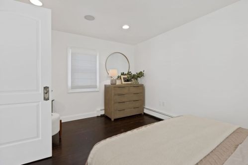 336 Elliot St, Newton MA 02464-1250 exterior