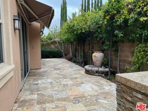 59 Parkdale, Irvine CA  92620-7308 exterior