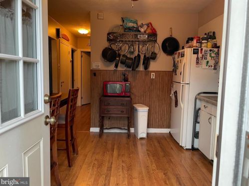 1109 Delsea Dr, West Deptford NJ 08093-2252 exterior