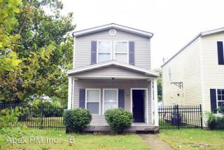 1115 Canopy Ct, Louisville KY  40211-1622 exterior