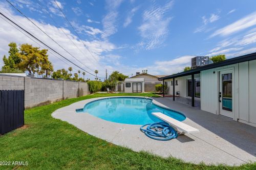 6710 16 Dr, Phoenix AZ 85015-2019 exterior