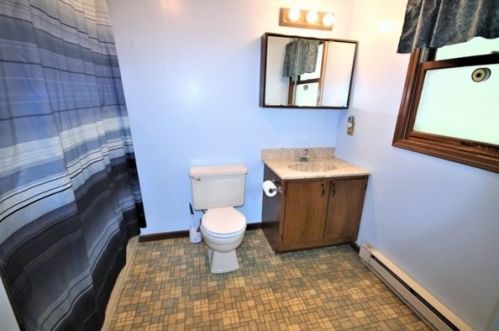 114 Henshaw St, Worcester MA 01603-1415 exterior