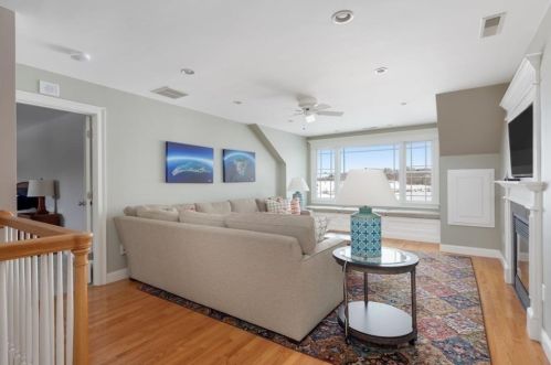 84 Black Rock Dr, Hingham MA 02043-4878 exterior