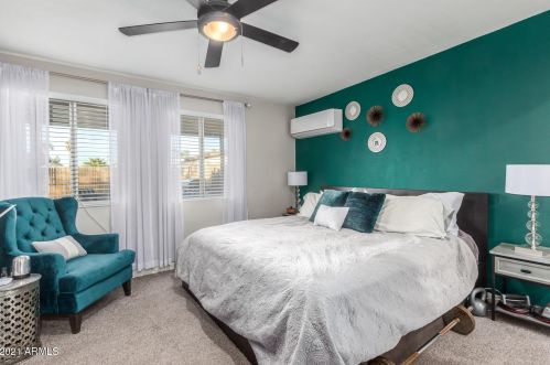 1406 Clarendon Ave, Phoenix AZ 85018-5524 exterior