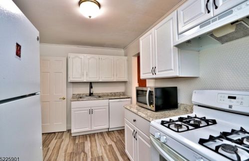 59 Audrey Pl, Dover NJ  07801-4812 exterior