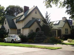 15 Prescott St, Newton, MA 02460-1613