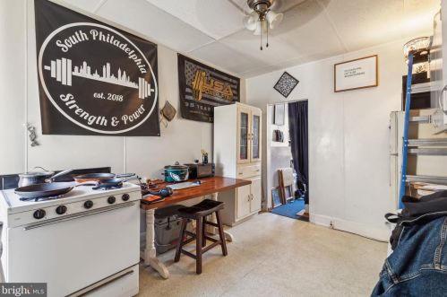 2204 15 St, Philadelphia PA 19132-4414 exterior