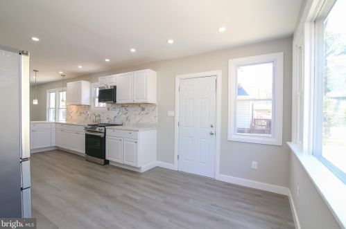 126 Billings Ave, West Deptford NJ  08066-2223 exterior