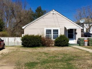 2 Pine St, Dudley MA  01571-3224 exterior