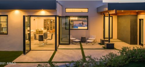 5833 46th Pl, Phoenix AZ  85018-1235 exterior