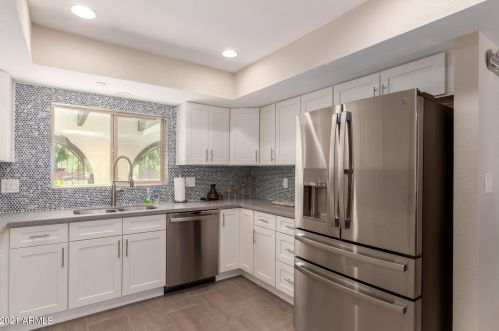 8007 7th Ave, Phoenix AZ  85021-5613 exterior