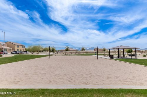 3924 79th Ln, Phoenix AZ  85043 exterior