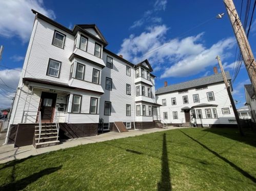 87 Orange St, Fall River, MA 02720-4846