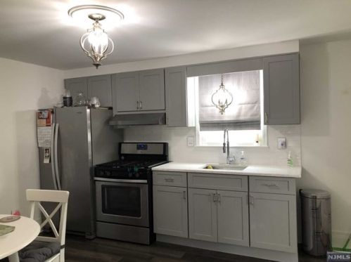 133 Belgrove Dr, Kearny NJ 07032-1505 exterior