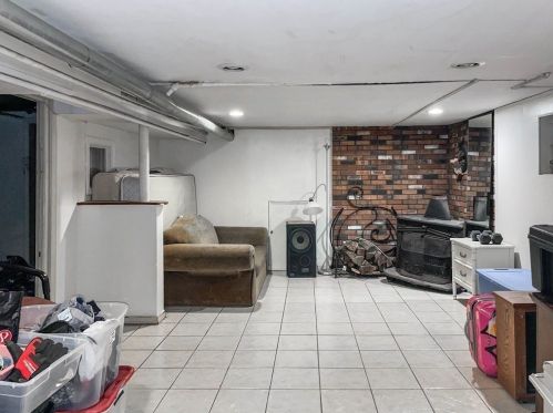 11 Cannell Pl, Everett MA 02149-4629 exterior