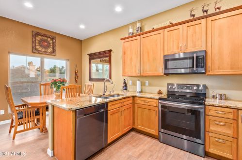 4150 Agave Rd, Phoenix AZ 85044-4672 exterior