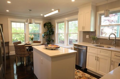 32 Sutherland Rd, Arlington MA  02476-5746 exterior