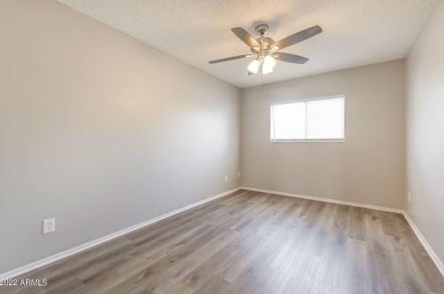 3223 Acapulco Ln, Phoenix AZ  85053-4721 exterior