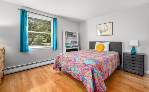 130 Main St, Dennis MA 02638-2019 exterior