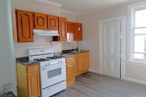 331 Sussex St, East Newark NJ  07029-2125 exterior