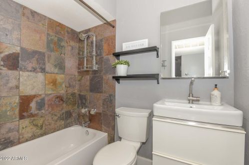 17420 27th St, Phoenix AZ 85008-4926 exterior