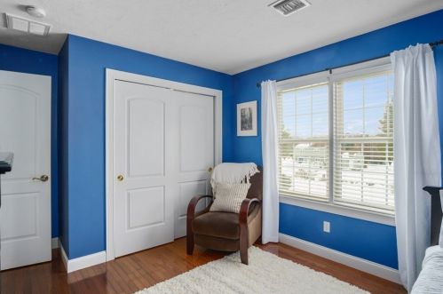 62 Chelsea Dr, Seekonk MA 02771-4923 exterior