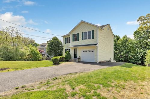 3 Byron Ave, Ansonia, CT 06401-1301