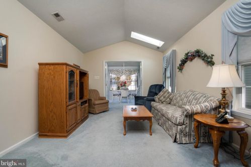 125 Sandpiper Ln, West Deptford NJ 08086-2196 exterior