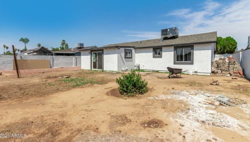 1608 65th Ave, Phoenix AZ 85033-1601 exterior