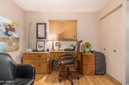 1036 Butler Dr, Phoenix AZ 85051-4742 exterior