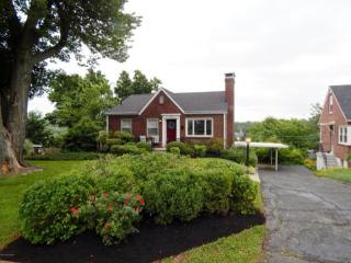 1430 Falcon Dr, Louisville, KY 40213-1220