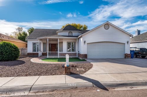 4909 Cambridge Ave, Phoenix, AZ 85008-1657