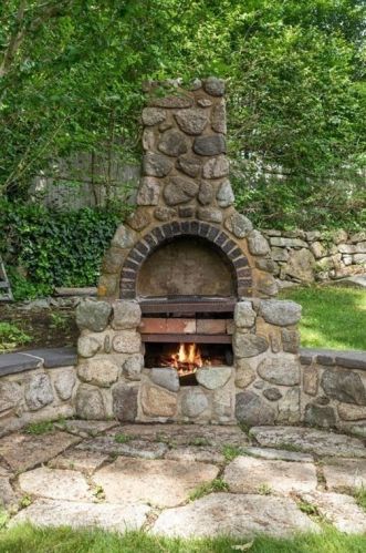 20 Phillips Ave, Rockport MA  01966-1144 exterior