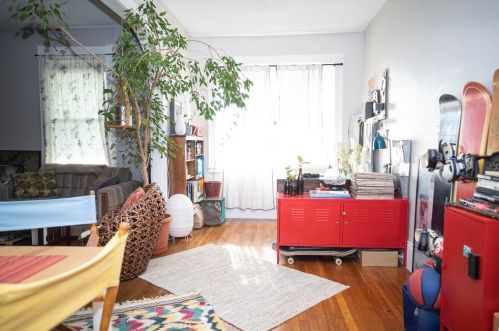 30 Uxbridge St, Worcester MA 01605-2512 exterior