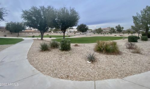 2712 Beautiful Ln, Phoenix AZ 85042-7073 exterior