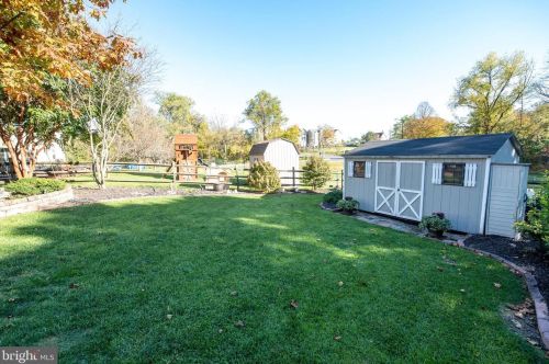 6605 Windsor Ct, Columbia MD 21044-4102 exterior