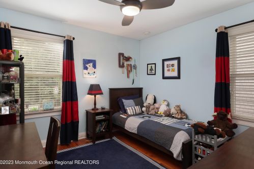 26 Orch Pl, Little Silver NJ 07739-1428 exterior