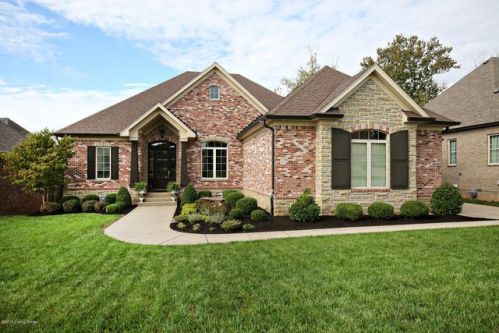 18708 Weymuth Ln, Louisville KY  40245-6301 exterior