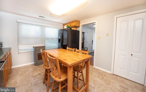 6605 Windsor Ct, Columbia MD 21044-4102 exterior