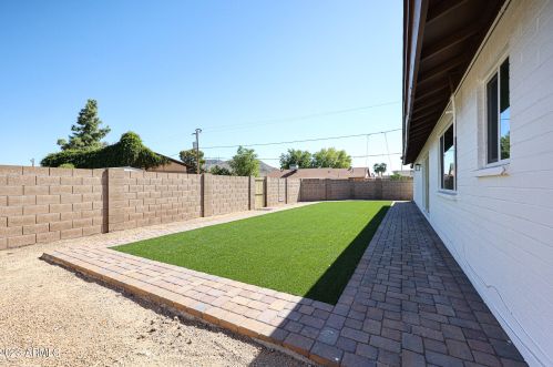 13607 21st Ave, Phoenix AZ  85029-1610 exterior